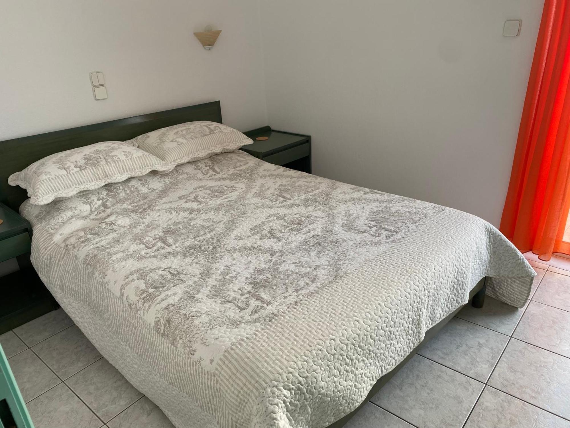 Stunning Seaview Town Apartment Agios Nikolaos  Bagian luar foto