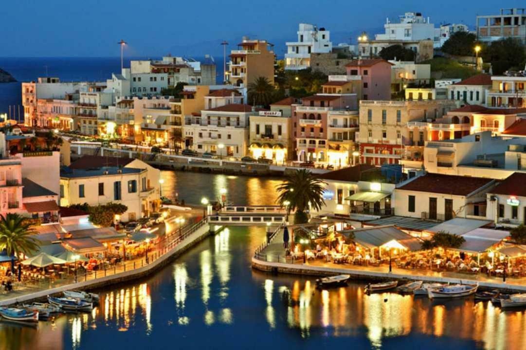 Stunning Seaview Town Apartment Agios Nikolaos  Bagian luar foto